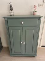 Elegante kledingkast Urban Green, Huis en Inrichting, Kasten | Kledingkasten, Ophalen, 100 tot 150 cm, Zo goed als nieuw, Minder dan 100 cm