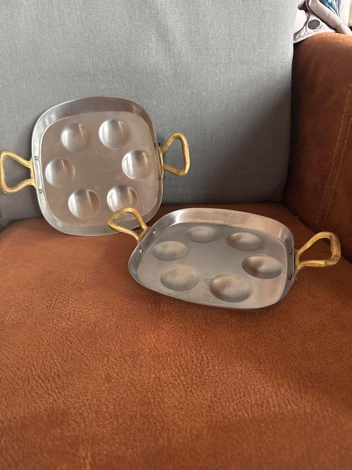 Koperen Escargots Pannetjes - Set van 2, Huis en Inrichting, Keuken | Keukenbenodigdheden, Gebruikt, Ophalen of Verzenden