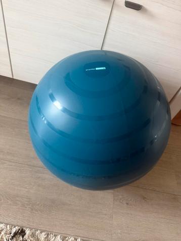Domyos gym ball 2 (65 cm) beschikbaar voor biedingen