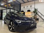 Volkswagen Golf 1.4 eHybrid GTE Nette auto Dealer onderhoude, Auto's, Gebruikt, Zwart, Blauw, Leder en Stof
