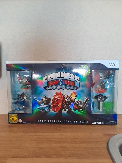 Skylanders trap team dark edition starter pack Wii, Spelcomputers en Games, Games | Nintendo Wii, Zo goed als nieuw, Avontuur en Actie