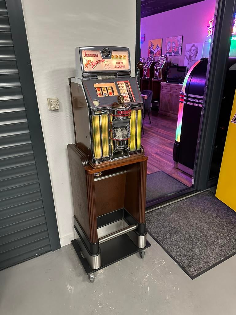 Prachtige eenarmige bandiet Jennings Buckaroo gokkast, Verzamelen, Automaten | Gokkasten en Fruitautomaten, Gebruikt, Overige munten