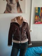 Leuk bruin warm gevoerde winterjas van bershka maat S, Maat 38/40 (M), Bruin, Gedragen, Bershka