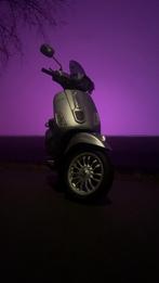 vespa s50 2t, Fietsen en Brommers, Scooters | Vespa, Ophalen, Tweetakt, Vespa S, Zo goed als nieuw