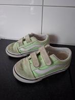 Vans maat 25
Met nog mooi profiel, Ophalen of Verzenden, Zo goed als nieuw, Jongen of Meisje, Schoenen