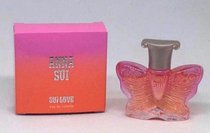 Parfumminiatuur Sui Love 5 ml Eau de toilette Anna Sui, Verzamelen, Parfumverzamelingen, Nieuw, Miniatuur, Gevuld, Verzenden