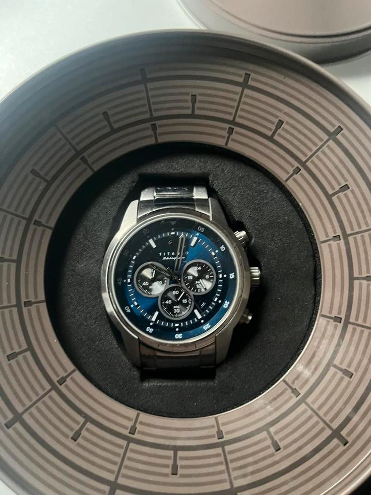 Titanio horloge - Weinig Gedragen, Sieraden, Tassen en Uiterlijk, Horloges | Heren, Gebruikt, Polshorloge, Overige merken, Staal