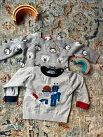 2 Grijze Wintertruien Maat 80 met Print, Lucardi, Ophalen of Verzenden, Zo goed als nieuw, Truitje of Vestje