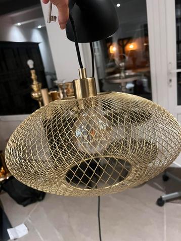 Hanglamp goudkleurig beschikbaar voor biedingen