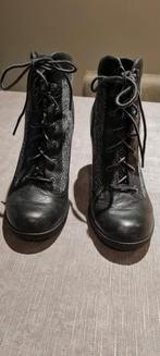 Timberland Laarsjes met Hak & Veters, Zwart, Lage of Enkellaarzen, Ophalen of Verzenden, Zo goed als nieuw