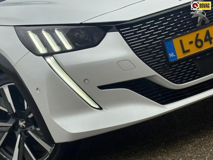 Peugeot 208 1.2 PureTech GT Automaat - Blanc Nacre - Camera/, Auto's, Peugeot, Bedrijf, Te koop, ABS, Achteruitrijcamera, Airbags