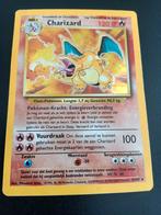 Charizard base set pokemon kaart, Hobby en Vrije tijd, Ophalen of Verzenden, Zo goed als nieuw, Losse kaart