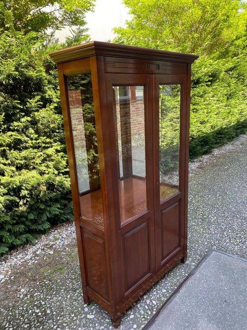 Vitrinekast kersenhout model Tiffany zeer netjes !!, Huis en Inrichting, Kasten | Vitrinekasten, Zo goed als nieuw, 150 tot 200 cm