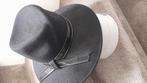 Hele mooie zwarte dameshoed, ziet er nog heel erg netjes uit, Kleding | Dames, Hoeden en Petten, Ophalen of Verzenden, Gedragen
