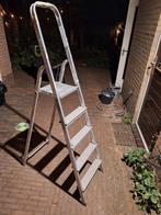 5 treden Huishoudtrap, Ophalen, Gebruikt, Minder dan 2 meter
