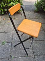 3 keer stevige klap kruk, Huis en Inrichting, Barkrukken, Ophalen, Zo goed als nieuw, Hout
