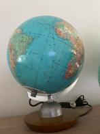 Design.    Wereldbol globe.  Van glas, Antiek en Kunst, Ophalen of Verzenden