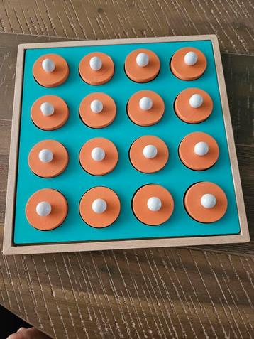 Houten Memory Spel met Bladeren beschikbaar voor biedingen