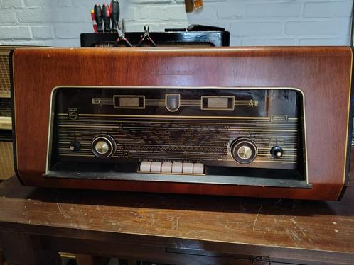 Phillips B5X52A, Antiek en Kunst, Antiek | Tv's en Audio, Ophalen of Verzenden