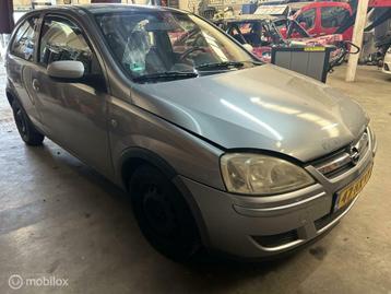 Onderdelen Opel Corsa 1.2-16V Cosmo beschikbaar voor biedingen