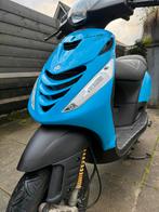 Piaggio zip sp watergekoeld brom, Fietsen en Brommers, Scooters | Piaggio, Ophalen of Verzenden, Zo goed als nieuw, Tweetakt, Zip