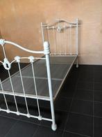 Eenpersoons bed 90/200 cm.Mooi meisjesbed.Stevig matriaal., 90 cm, Eenpersoons, Ophalen of Verzenden, Zo goed als nieuw