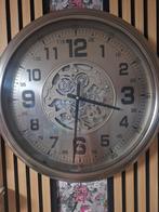 Industriële klok als nieuw, Huis en Inrichting, Woonaccessoires | Klokken, Ophalen of Verzenden, Zo goed als nieuw, Wandklok