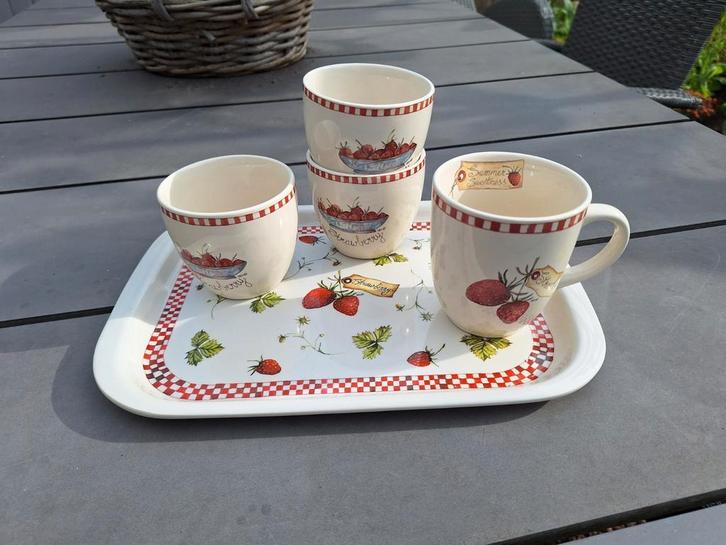 Strawberry Jet ter Steege Set, Huis en Inrichting, Keuken | Servies, Zo goed als nieuw, Overige typen, Overige stijlen, Overige materialen