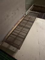 Gietijzeren en stalen en kunstof roosters, Dieren en Toebehoren, Schapen, Geiten en Varkens, Meerdere dieren, Varken