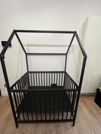 Baby box huisje zwart, Kinderen en Baby's, Boxen, Ophalen, Zo goed als nieuw, Rechthoekig, In hoogte verstelbaar