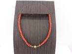 Bloedkoralen collier gouden slot                         D45
