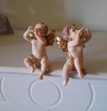 2 beeldjes engel beschikbaar voor biedingen
