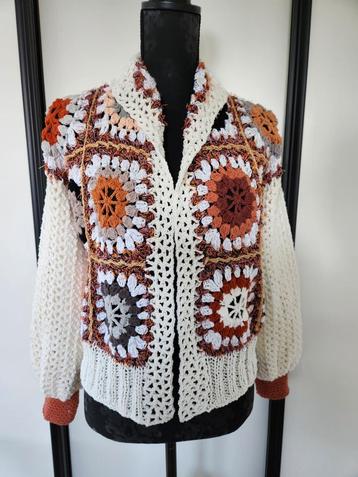 Dames granny vest  beschikbaar voor biedingen