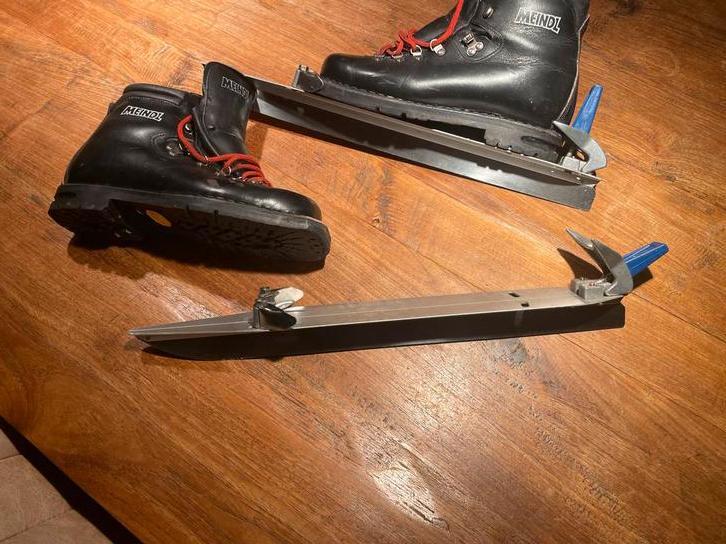 zweedse schaats kluunschaats Meindl schaatsen maat 41, Sport en Fitness, Schaatsen, Gebruikt, Overige typen, Overige merken, Ophalen of Verzenden