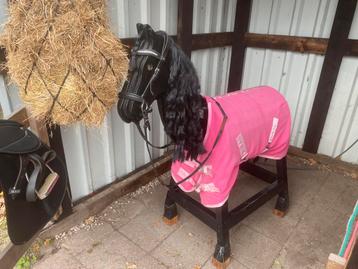 Houten speel paard custum made beschikbaar voor biedingen