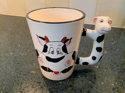 3D Cartoon Cow Mug with Sculpted Handle, Huis en Inrichting, Keuken | Servies, Zo goed als nieuw, Overige stijlen, Ophalen of Verzenden