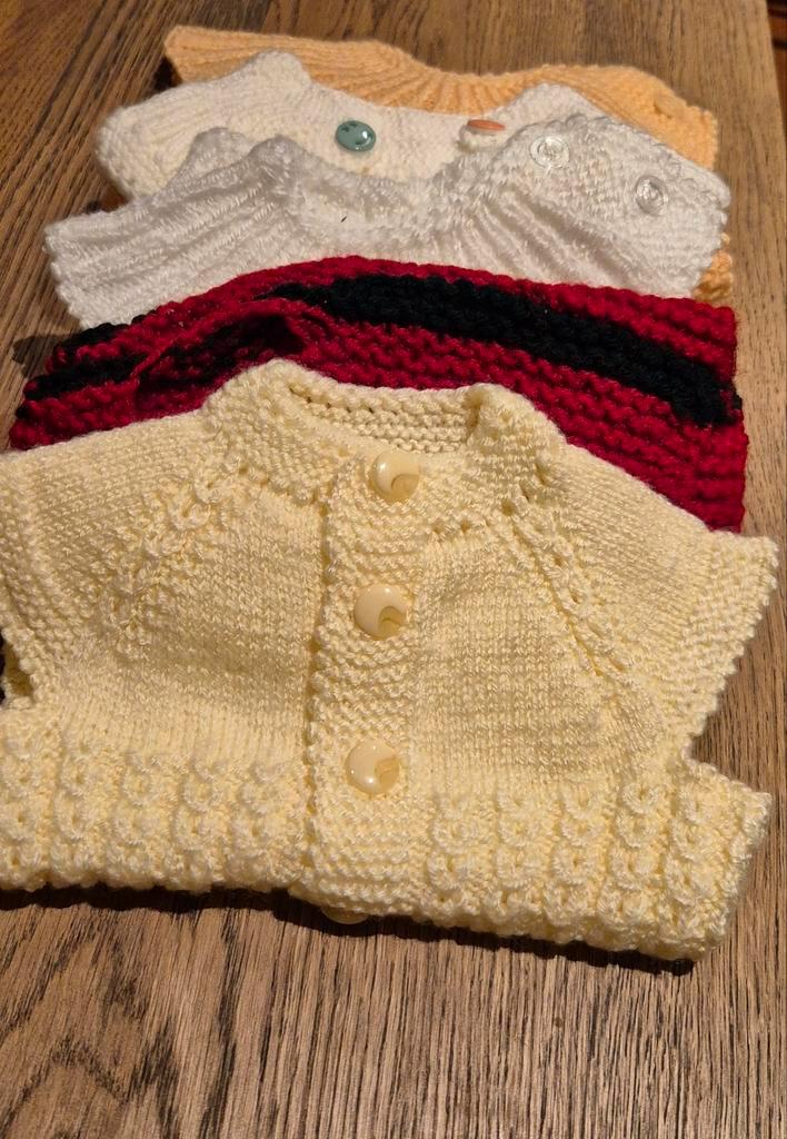 Baby vestje, Kinderen en Baby's, Babykleding | Baby-kledingpakketten, Nieuw, Ophalen of Verzenden