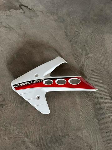 Fantic Caballero 50 radiateur kap zijkant links beschikbaar voor biedingen