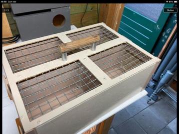 Transport kooi beschikbaar voor biedingen