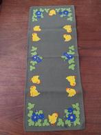 Zweeds Tafellopertje voor Pasen van Tante Brocante, Ophalen of Verzenden