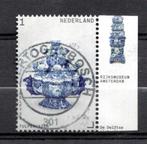 gestempelde zegel . Jaar 2022. tulpen vaas met tab, Postzegels en Munten, Postzegels | Nederland, Ophalen of Verzenden, Na 1940