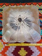 plafoniere glas retro vintage met 2 fittingen, Huis en Inrichting, Lampen | Plafondlampen, Ophalen of Verzenden, Gebruikt, Glas