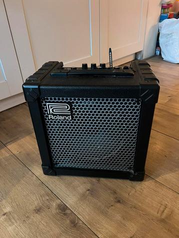 Zgan roland cube 15 versterker beschikbaar voor biedingen