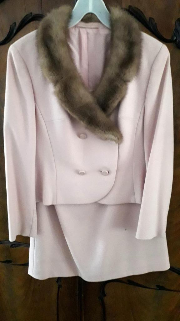 LICHTROZE MANTELPAK MAAT 38-40, Kleding | Dames, Jasjes, Kostuums en Pakken, Zo goed als nieuw, Maat 38/40 (M), Roze, Ophalen of Verzenden