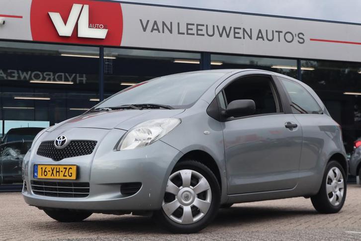 Toyota Yaris 1.0 VVTi Terra | Zuinig Rijden | Radio CD |, Auto's, Toyota, Bedrijf, Te koop, Yaris, ABS, Airbags, Alarm, Boordcomputer