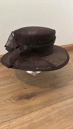 Donkerbruine hoed van merk Kaybee mt 59, Kleding | Dames, Hoeden en Petten, Ophalen, Hoed, Zo goed als nieuw, Kaybee