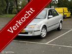 Mazda 323 1.5i * AUTOMAAT * , 114.000 km !, Auto's, Mazda, 4 cilinders, 400 kg, Origineel Nederlands, 48 €/maand