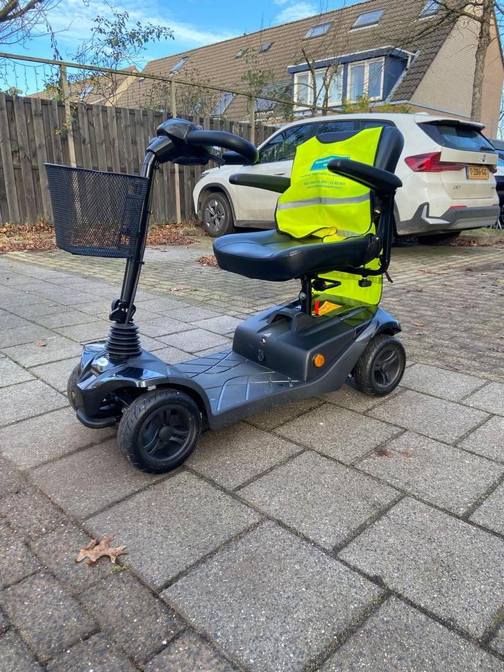 Mooie zwarte/antraciet scootmobiel van het merk Drive., Diversen, Brommobielen en Scootmobielen, Zo goed als nieuw, Drive, 16 t/m 25 km