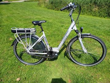 elektrische fiets Stella novara middinmotor beschikbaar voor biedingen