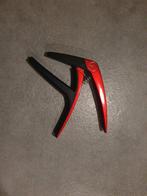 Gitaar capo, Ophalen